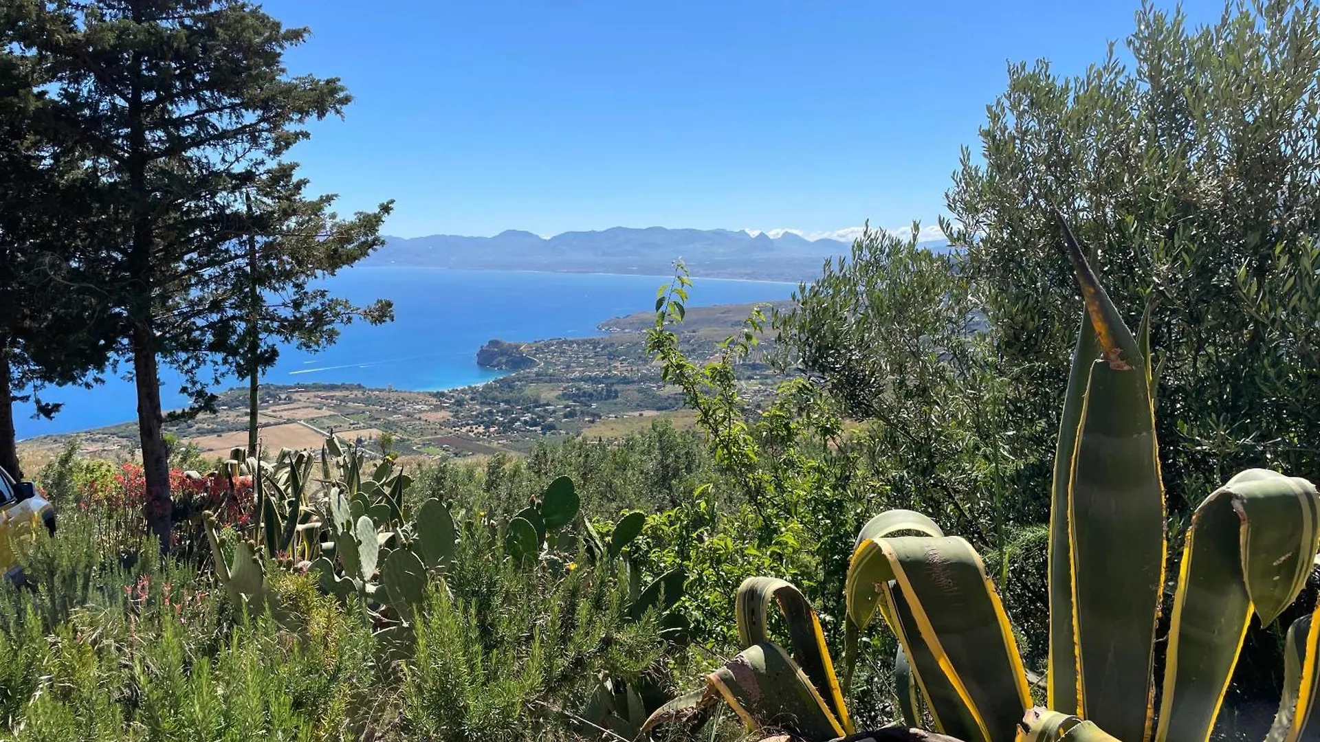 Lally In The Sky Moderno Monovano Panoramico Ed Accessoriato Scopello  Scopello (Sicily)